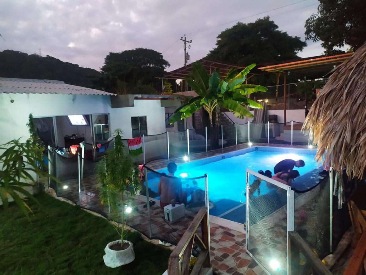 Hostal La Sierra Nevada Palomino Exteriér fotografie