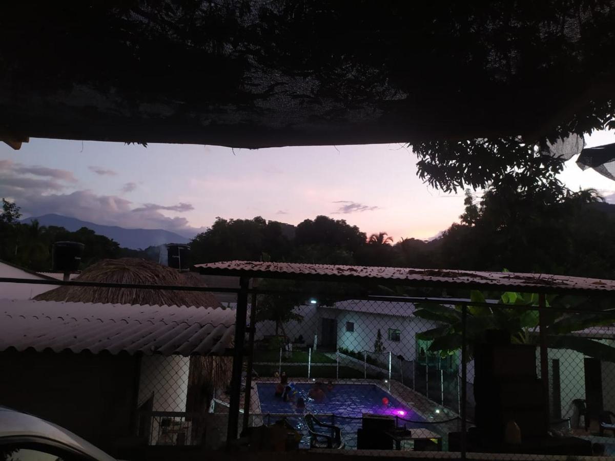 Hostal La Sierra Nevada Palomino Exteriér fotografie